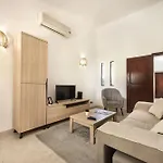 Old Village Area And Close To Amenities, Overlooking Golf Course Villa *