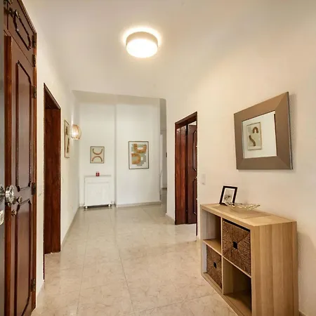 Villa Old Village Area And Close To Amenities, Overlooking Golf Course