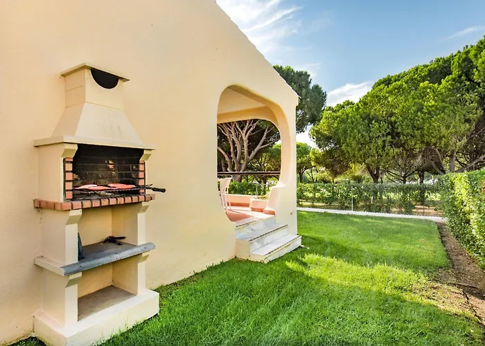 Old Village Area And Close To Amenities, Overlooking Golf Course Villa Quarteira