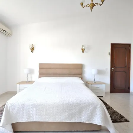 Old Village Area And Close To Amenities, Overlooking Golf Course * Quarteira