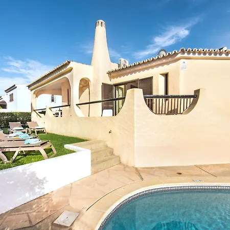 Villa Old Village Area And Close To Amenities, Overlooking Golf Course