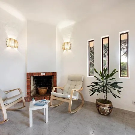 Old Village Area And Close To Amenities, Overlooking Golf Course * Quarteira