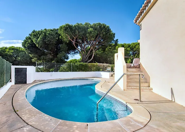 Old Village Area And Close To Amenities, Overlooking Golf Course Villa Quarteira