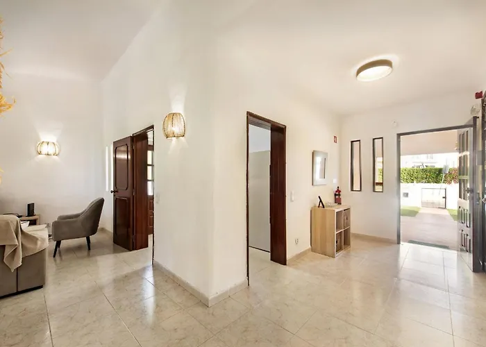 Old Village Area And Close To Amenities, Overlooking Golf Course Villa *